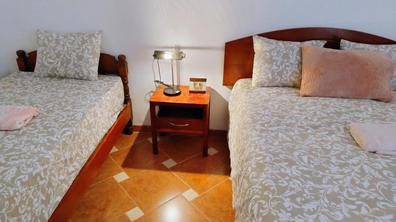 Hb Leos Eirl Hotel Lima Luaran gambar
